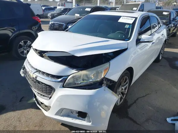 1G11C5SA2GF132711 2016 CHEVROLET MALIBU - Image 2