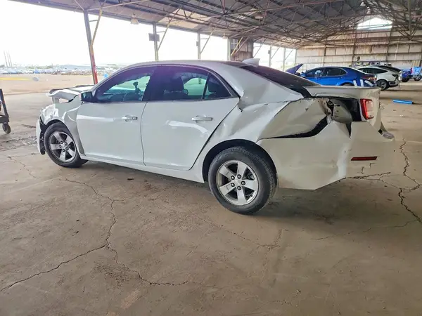 1G11C5SA2GF147158 2016 CHEVROLET MALIBU - Image 2