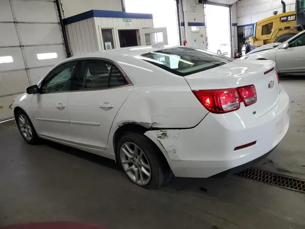 1G11C5SA4GF126019 2016 CHEVROLET MALIBU - Image 2