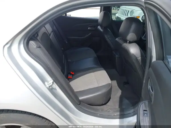 1G11C5SA5GF122576 2016 CHEVROLET MALIBU - Image 8