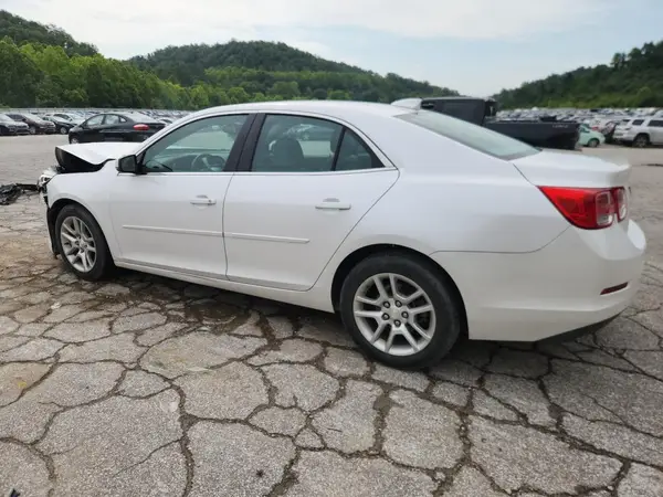 1G11C5SA5GF127728 2016 CHEVROLET MALIBU - Image 2