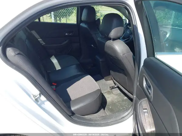1G11C5SA5GF129060 2016 CHEVROLET MALIBU - Image 8