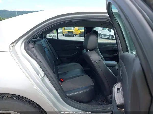 1G11C5SA5GU117647 2016 CHEVROLET MALIBU - Image 8