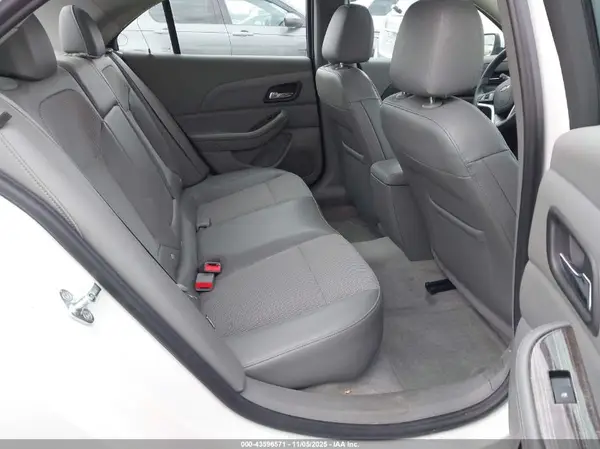 1G11C5SA6GF115345 2016 CHEVROLET MALIBU - Image 8