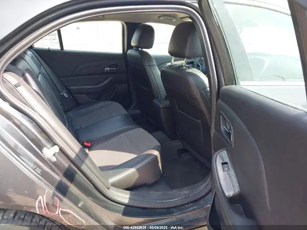1G11C5SA6GU105670 2016 CHEVROLET MALIBU - Image 8