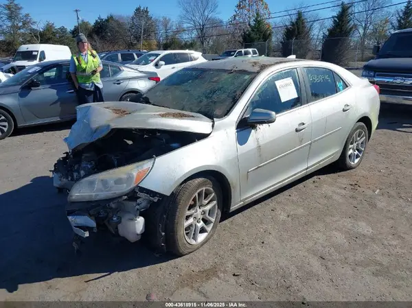 1G11C5SA6GU123747 2016 CHEVROLET MALIBU - Image 2