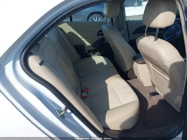 1G11C5SA7GF151044 2016 CHEVROLET MALIBU - Image 8