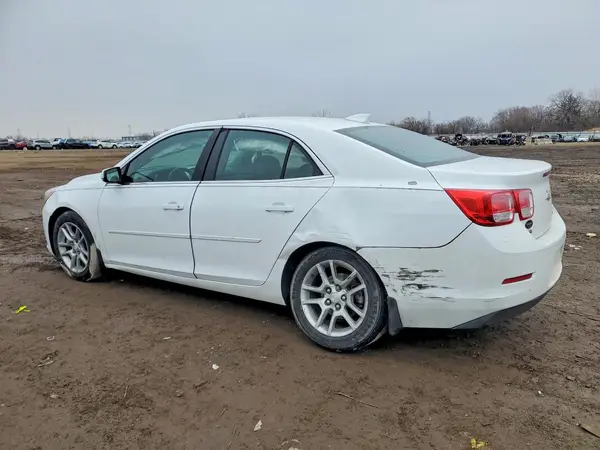 1G11C5SA9GF118322 2016 CHEVROLET MALIBU - Image 2