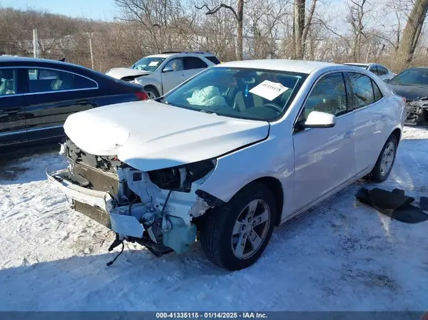 1G11C5SA9GF158108 2016 CHEVROLET MALIBU - Image 2