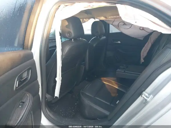 1G11E5SA0GF102083 2016 CHEVROLET MALIBU - Image 8