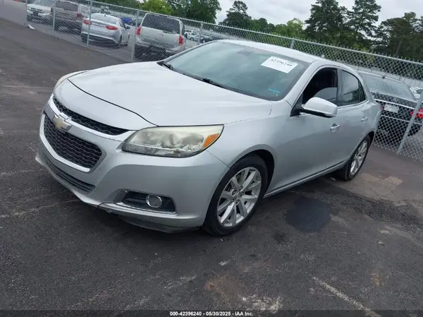 1G11E5SA0GF108854 2016 CHEVROLET MALIBU - Image 2