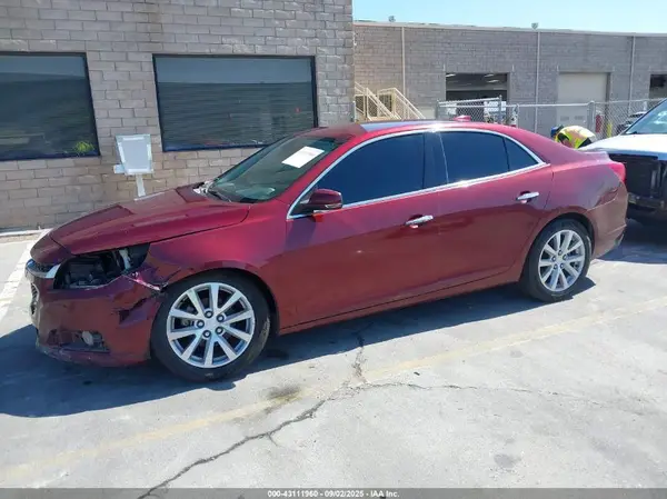 1G11E5SA0GF118266 2016 CHEVROLET MALIBU - Image 2