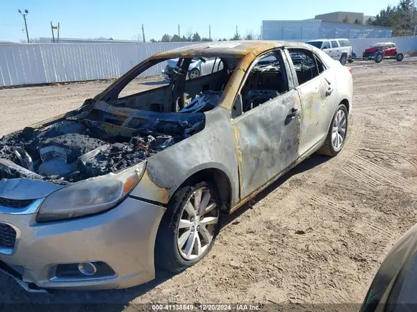 1G11E5SA0GF136749 2016 CHEVROLET MALIBU - Image 2