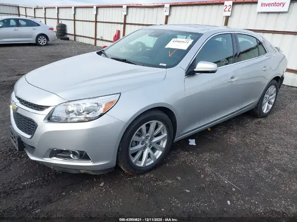 1G11E5SA0GF137562 2016 CHEVROLET MALIBU - Image 2