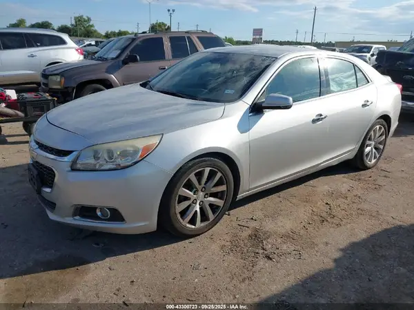 1G11E5SA0GF139019 2016 CHEVROLET MALIBU - Image 2