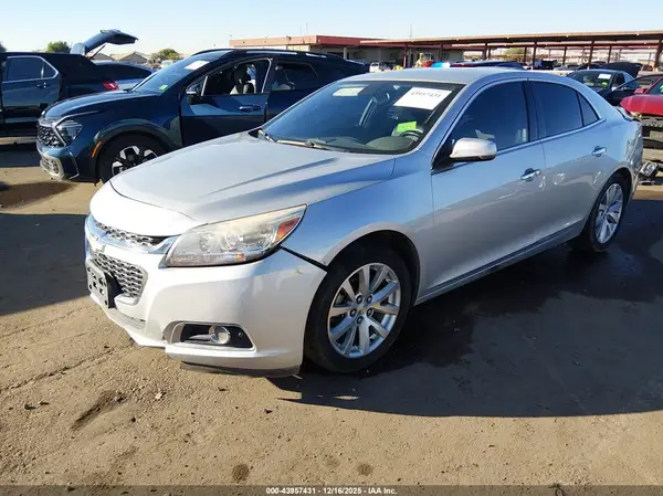 1G11E5SA0GU158875 2016 CHEVROLET MALIBU - Image 2