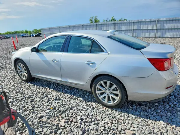 1G11E5SA1GF100875 2016 CHEVROLET MALIBU - Image 2