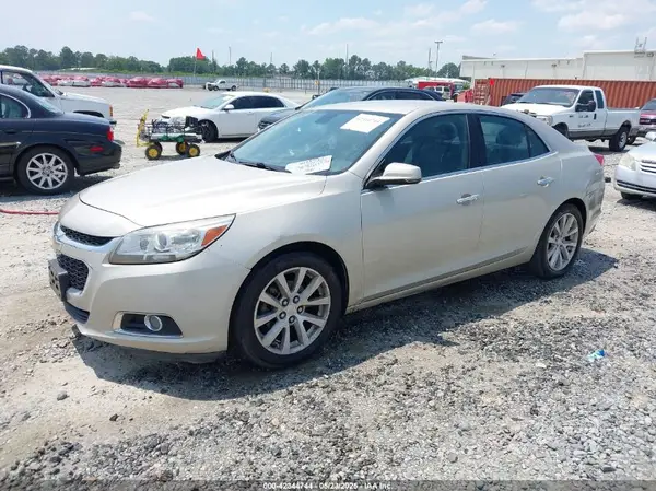 1G11E5SA1GF101170 2016 CHEVROLET MALIBU - Image 2