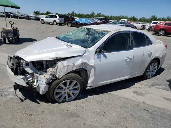 1G11E5SA1GF104375 2016 CHEVROLET MALIBU - Image 1