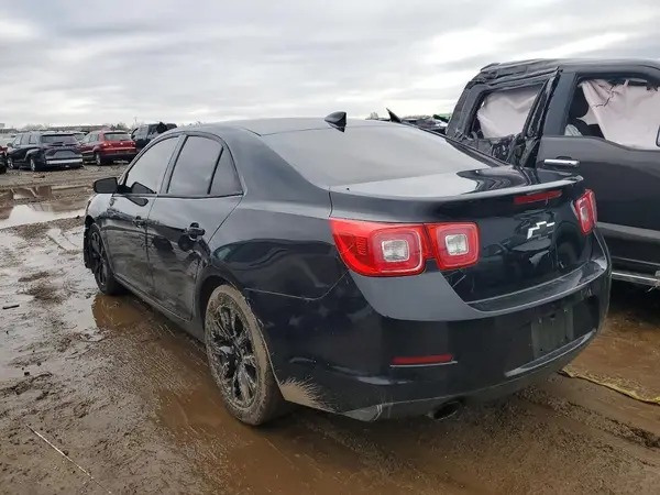 1G11E5SA1GU109359 2016 CHEVROLET MALIBU - Image 2