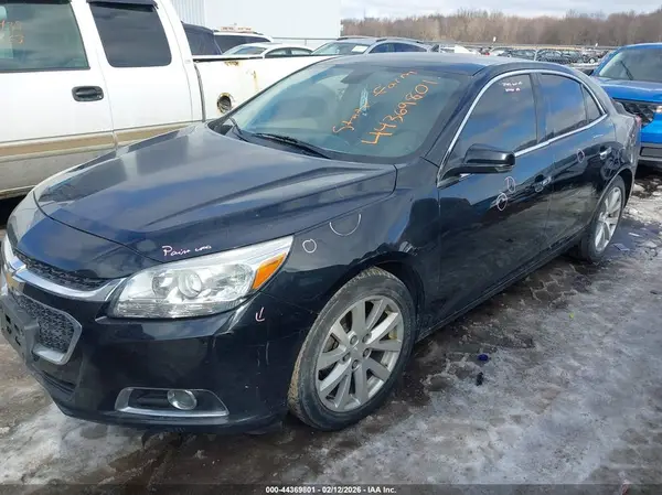 1G11E5SA1GU122600 2016 CHEVROLET MALIBU - Image 2