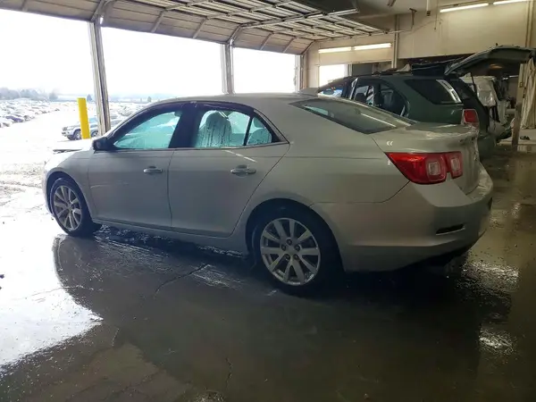 1G11E5SA1GU142958 2016 CHEVROLET MALIBU - Image 2