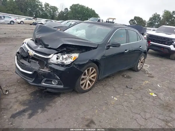 1G11E5SA1GU144130 2016 CHEVROLET MALIBU - Image 2