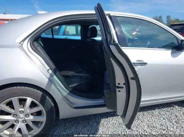 1G11E5SA1GU146668 2016 CHEVROLET MALIBU - Image 8