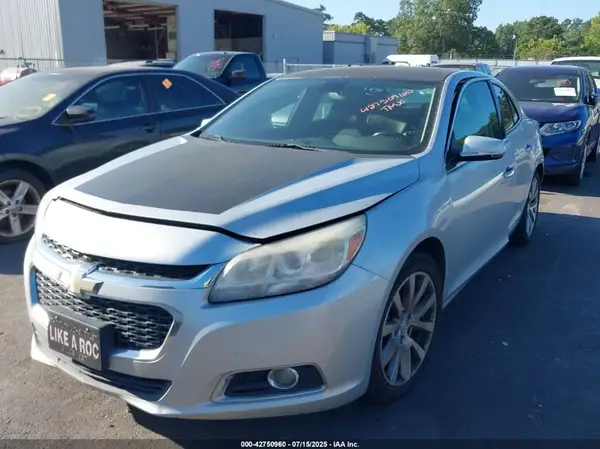 1G11E5SA2GF105308 2016 CHEVROLET MALIBU - Image 2