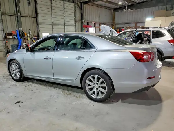 1G11E5SA2GF111691 2016 CHEVROLET MALIBU - Image 2
