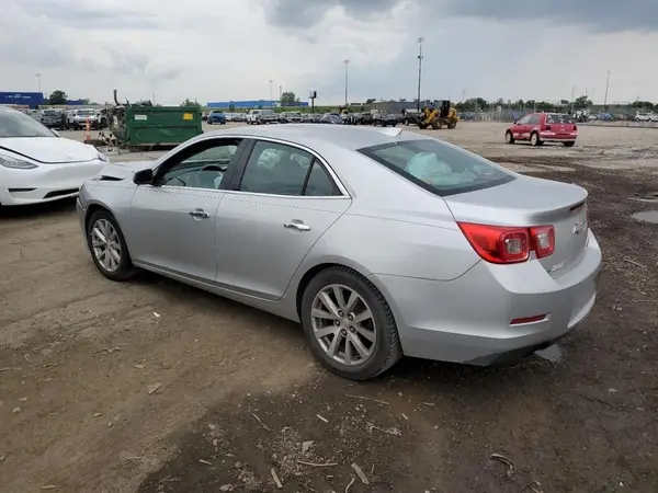 1G11E5SA2GF134985 2016 CHEVROLET MALIBU - Image 2