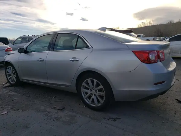1G11E5SA2GF157120 2016 CHEVROLET MALIBU - Image 2