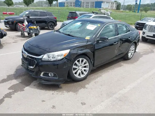 1G11E5SA2GU107796 2016 CHEVROLET MALIBU - Image 2