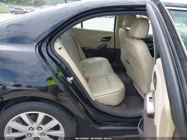 1G11E5SA2GU107796 2016 CHEVROLET MALIBU - Image 8
