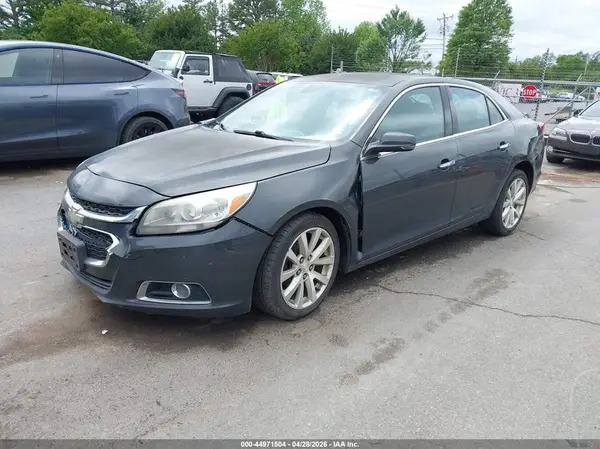 1G11E5SA2GU120645 2016 CHEVROLET MALIBU - Image 2