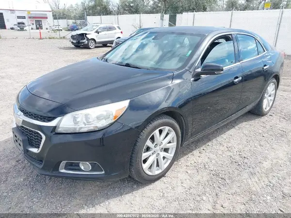 1G11E5SA2GU143570 2016 CHEVROLET MALIBU - Image 2