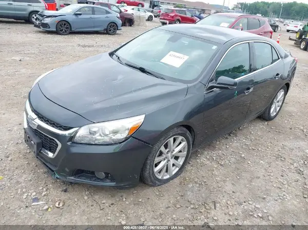 1G11E5SA2GU143827 2016 CHEVROLET MALIBU - Image 2