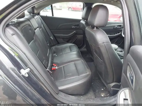 1G11E5SA2GU143827 2016 CHEVROLET MALIBU - Image 8
