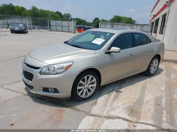 1G11E5SA3GF107455 2016 CHEVROLET MALIBU - Image 2