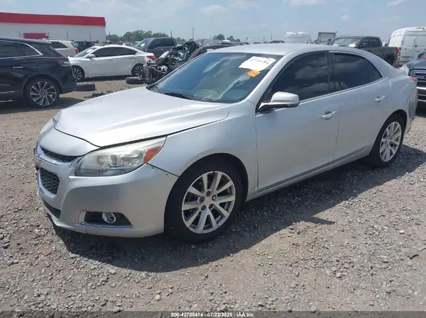 1G11E5SA3GF109898 2016 CHEVROLET MALIBU - Image 2