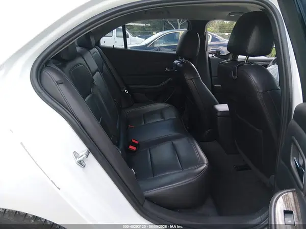 1G11E5SA3GF110646 2016 CHEVROLET MALIBU - Image 8