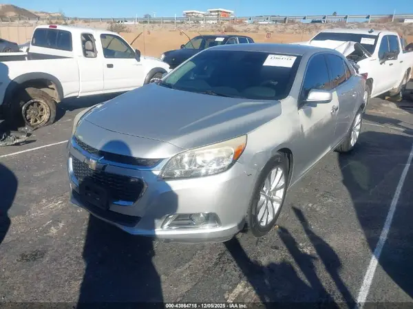 1G11E5SA3GF149267 2016 CHEVROLET MALIBU - Image 2