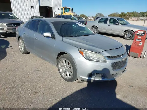 1G11E5SA3GF166439 2016 CHEVROLET MALIBU - Image 1