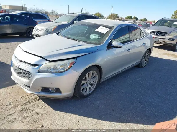 1G11E5SA3GF166439 2016 CHEVROLET MALIBU - Image 2