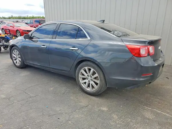 1G11E5SA3GU121982 2016 CHEVROLET MALIBU - Image 2