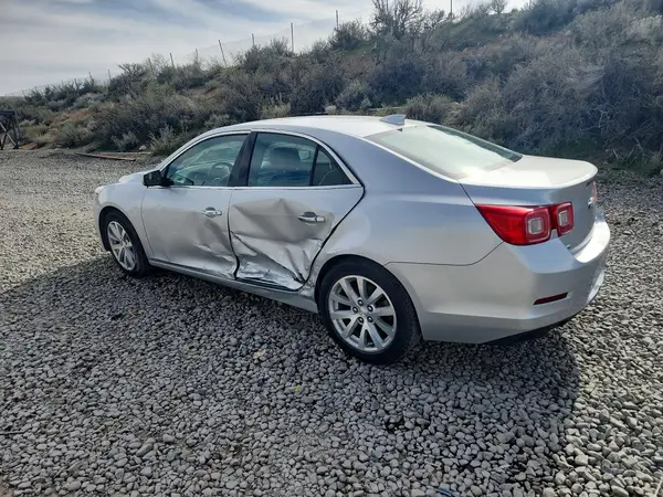 1G11E5SA4GF107867 2016 CHEVROLET MALIBU - Image 2