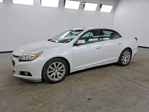 1G11E5SA4GF128752 2016 CHEVROLET MALIBU - Image 1