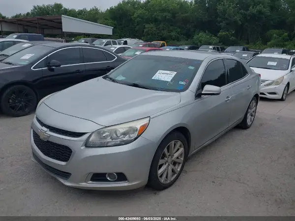 1G11E5SA4GF130100 2016 CHEVROLET MALIBU - Image 2
