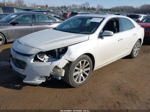 1G11E5SA4GF131330 2016 CHEVROLET MALIBU - Image 2