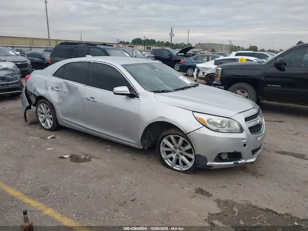 1G11E5SA4GU130920 2016 CHEVROLET MALIBU - Image 1